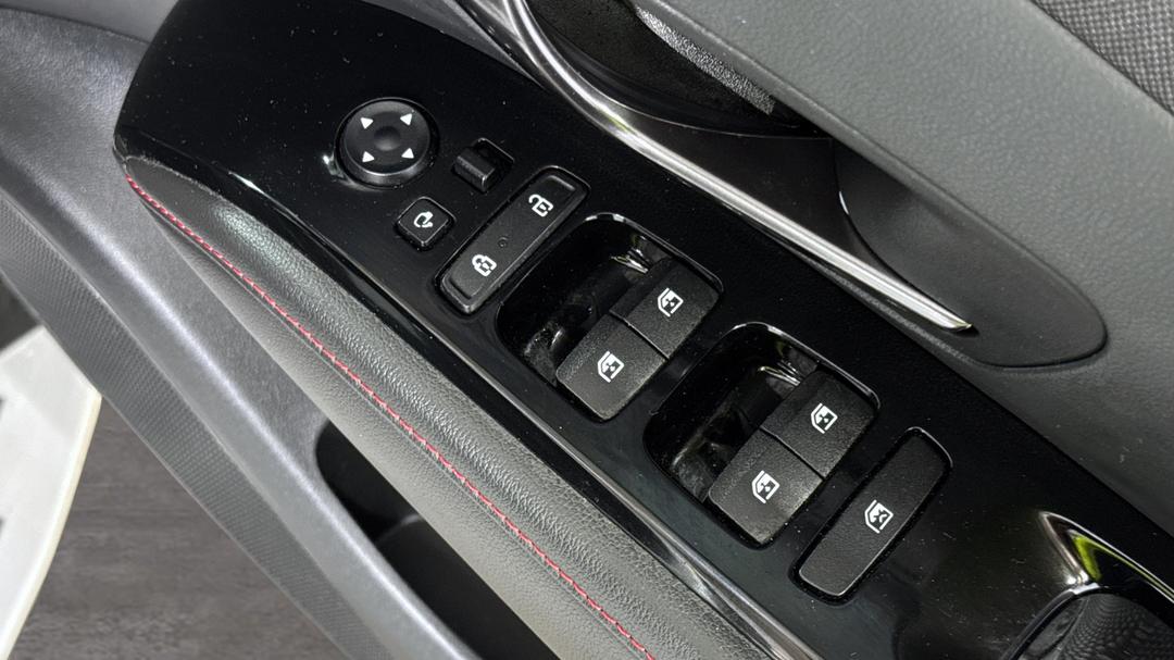 2023 Hyundai Tucson Highlander N Line (AWD), Automatic, 36712 km, Drivers Side Door Panel Controls