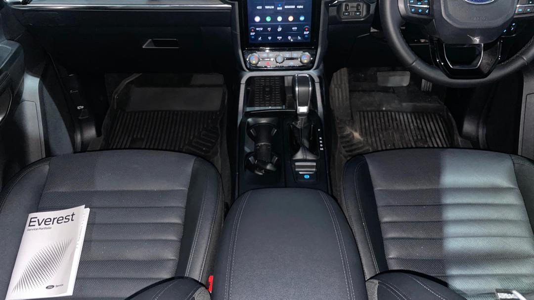 2024 Ford Everest Sport (RWD), Automatic, 6989 km, Center Console