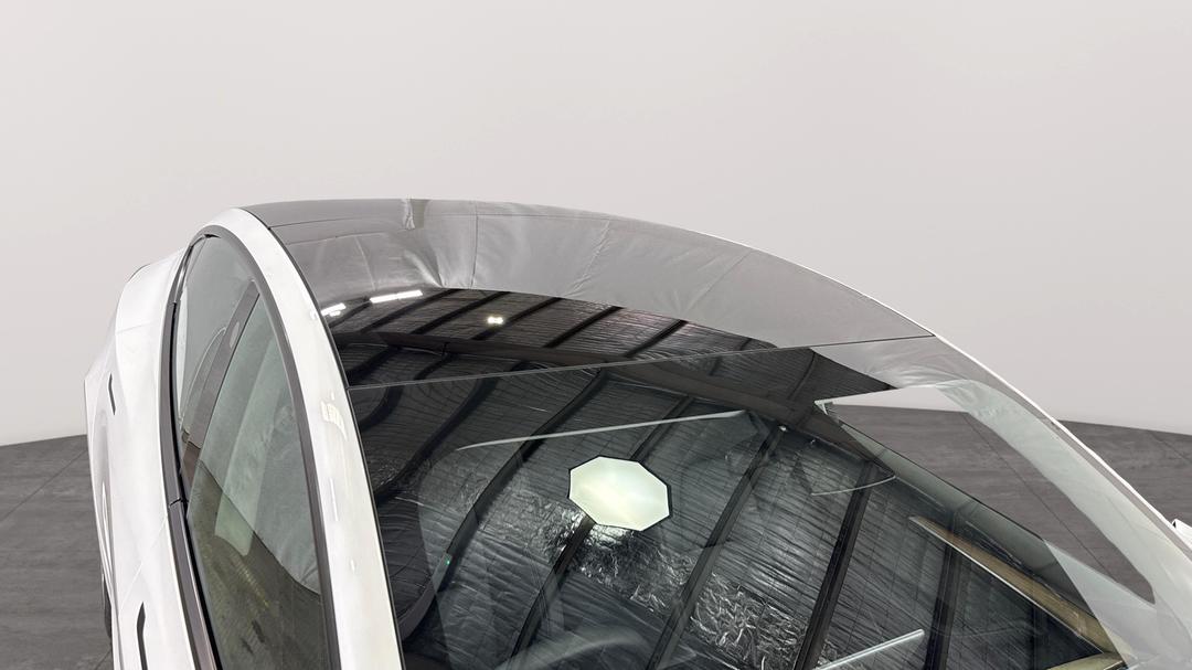 2022 Tesla Model 3 Long Range, Automatic, 23235 km, Roof/Sunroof View