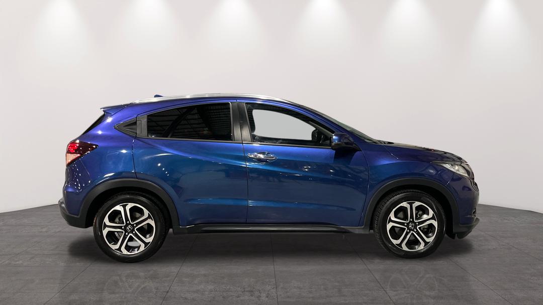 2017 Honda HR-V Vti-l, Automatic, 90918 km, Right Side View