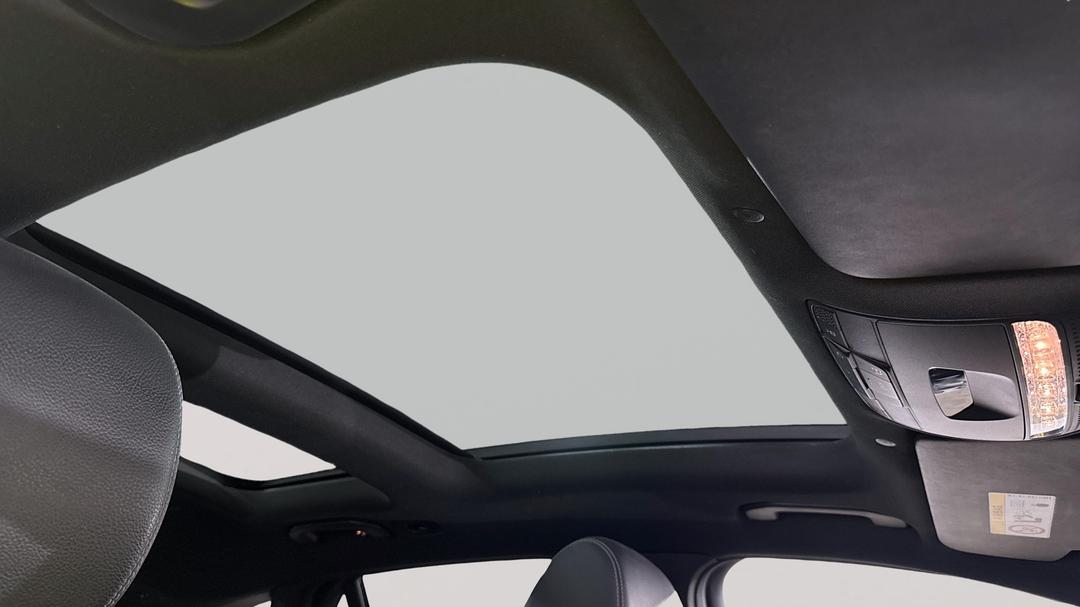 2020 Mercedes-benz GLC 300 4matic, Automatic, 78067 km, Interior Sunroof/Moonroof