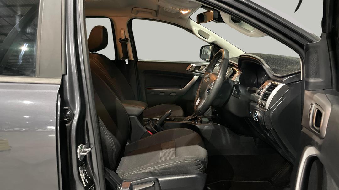 2021 Ford Ranger Xlt 2.0 (4x4), Automatic, 59791 km, Right Side Front Door Cabin View