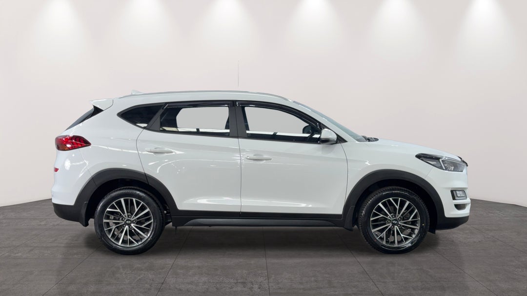 2020 Hyundai Tucson Active X (FWD), Automatic, 51402 km, Right Side View