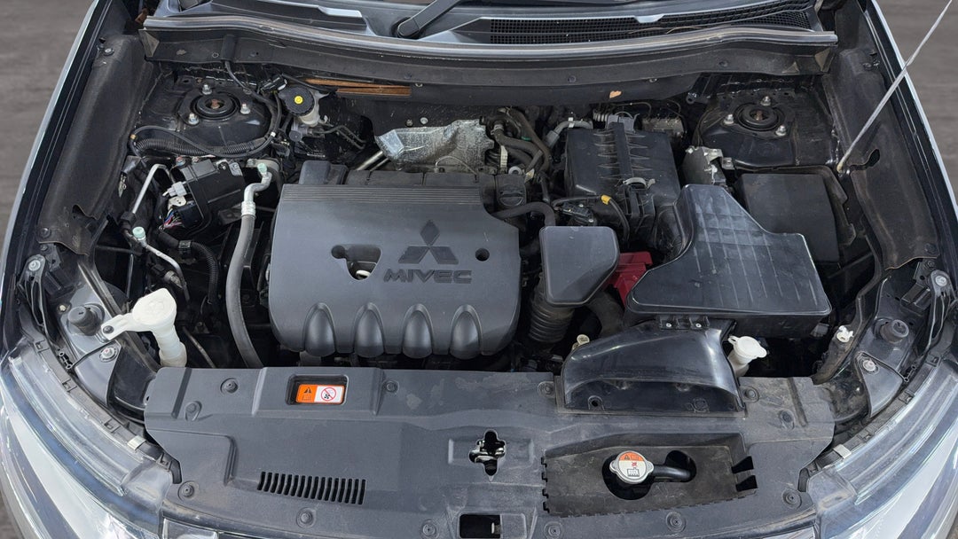 2016 Mitsubishi Outlander Ls (4x2), Automatic, 146446 km, Open Bonnet (Engine)