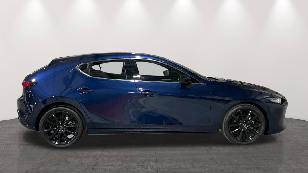 2019 Mazda Mazda3 G25 Astina, Automatic, 48678 km, Right Side View