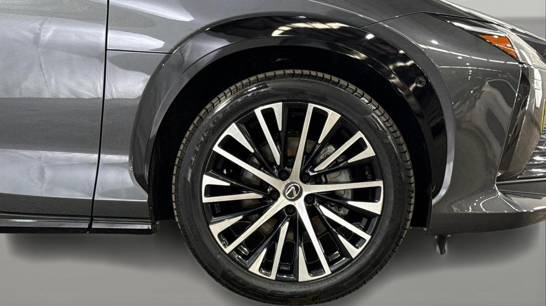 2023 Lexus Rz450e Sports Luxury, Automatic, 27227 km, Right Front Wheel
