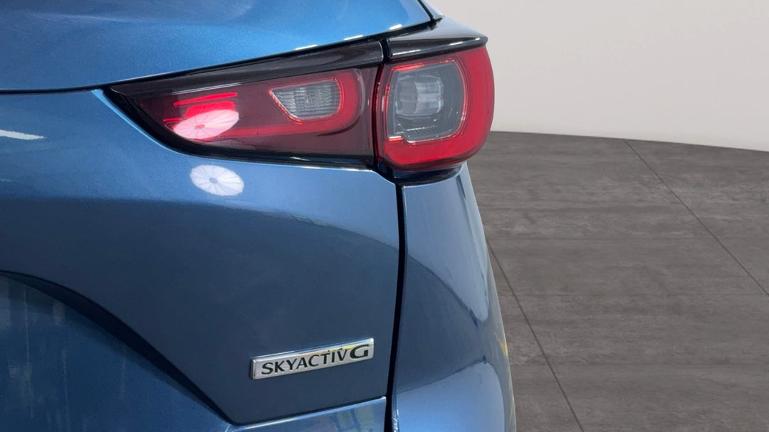 Badge (Boot Right Side)