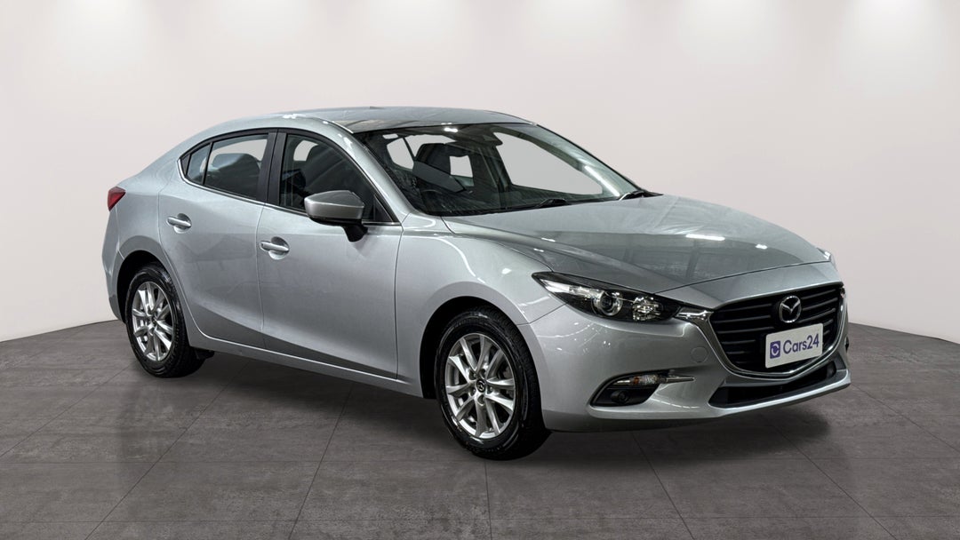2018 Mazda 3 Maxx Sport, Automatic, 44881 km, Right Front Diagonal (45- Degree) View