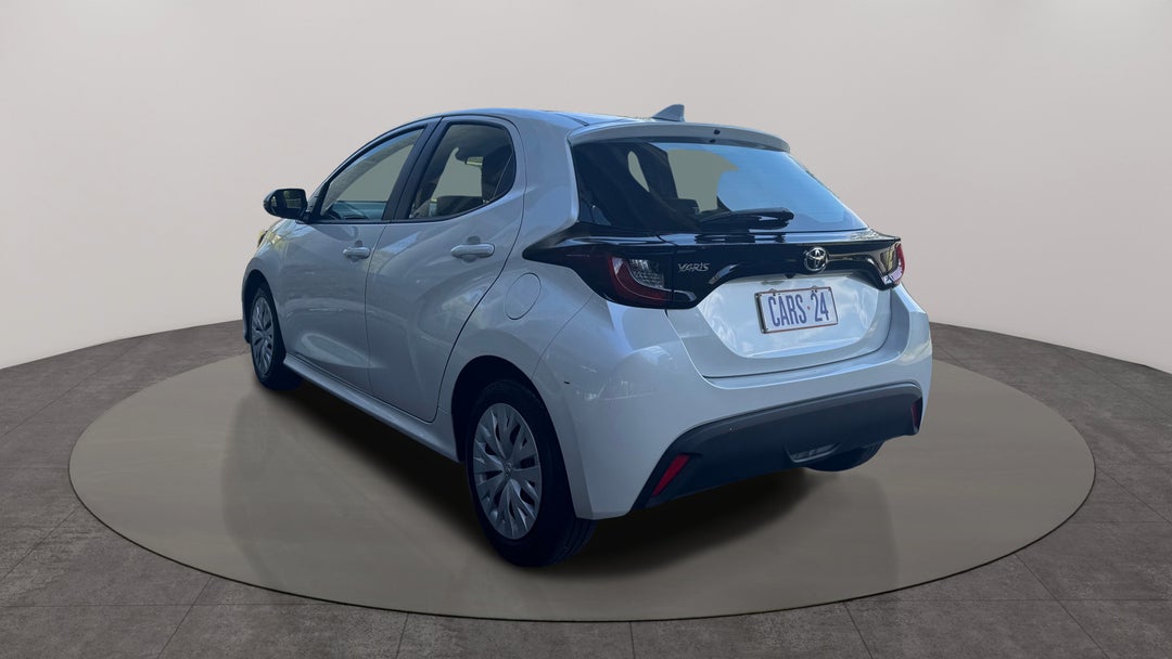 Left Back Diagonal (45- Degree) View