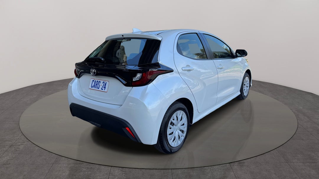 Right Back Diagonal (45- Degree) View