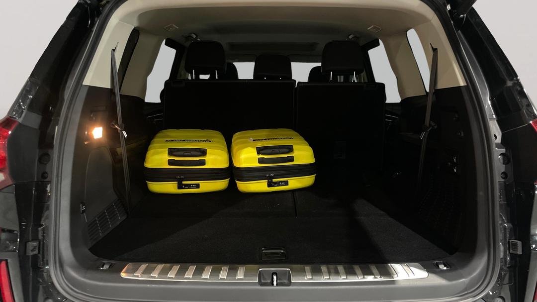 2022 LDV D90 Executive (4WD) D20, Automatic, 30953 km, Boot Inside View with Luggage