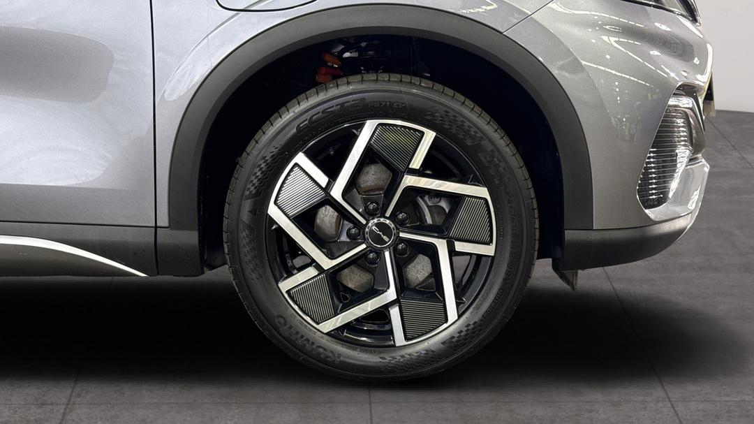 2023 Byd Atto 3 Extended Range, Automatic, 40776 km, Right Front Wheel