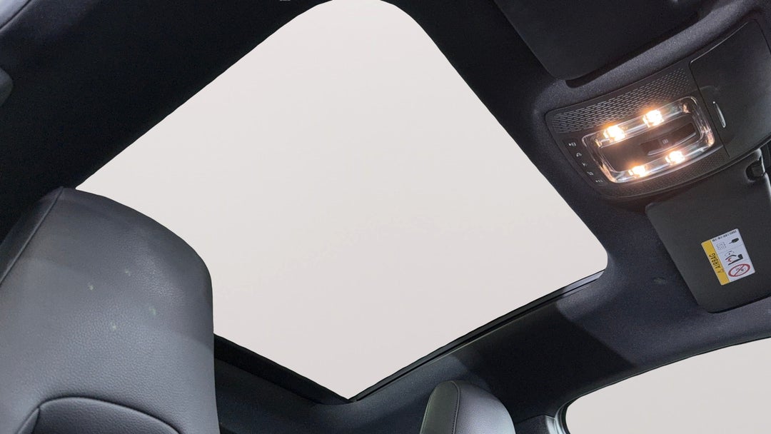 Interior Sunroof/Moonroof