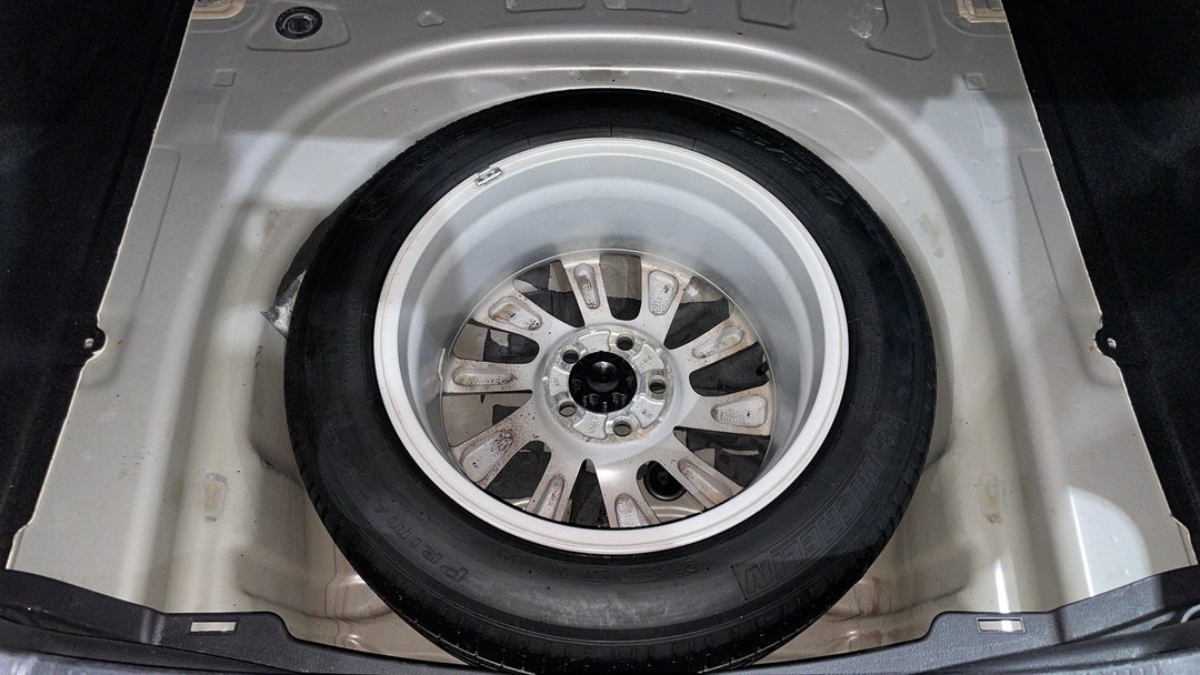 2022 Toyota Camry Ascent, Automatic, 52158 km, Spare Wheel