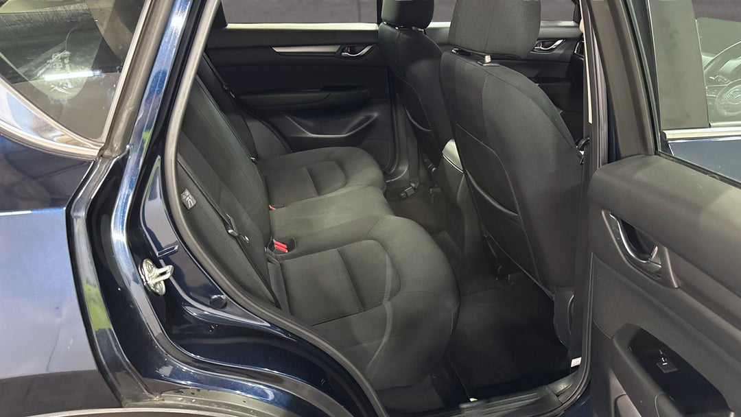 2021 Mazda CX-5 Maxx (FWD), Automatic, 76661 km, Right Side Rear Door Cabin View