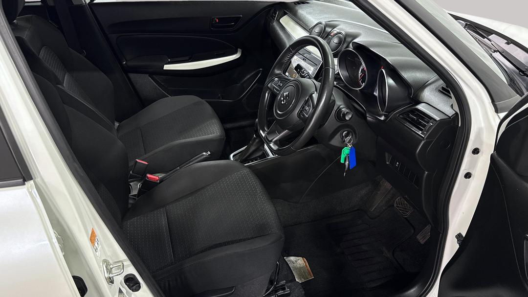 2017 Suzuki Swift Gl Navigator, Automatic, 77853 km, Right Side Front Door Cabin View