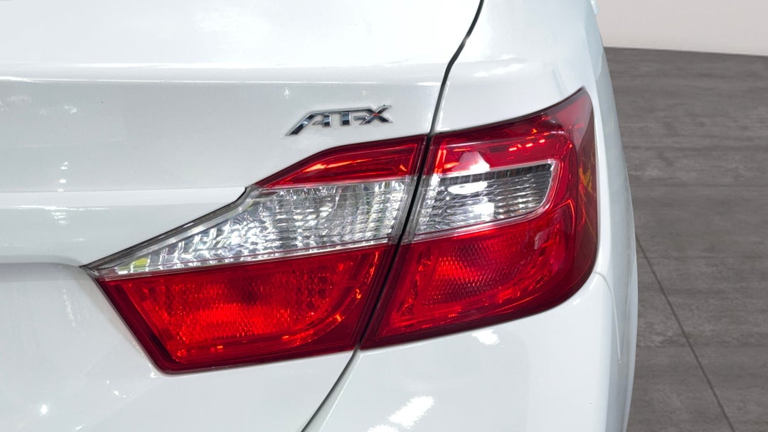 Badge (Boot Right Side)