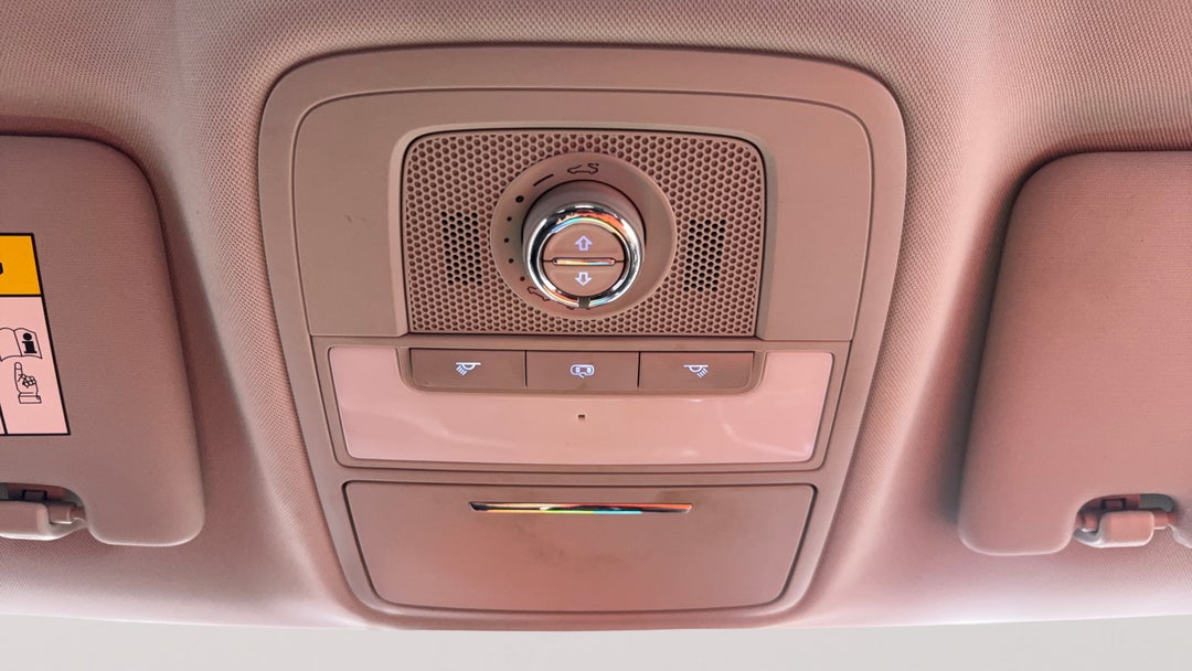 On-Roof Controls/Sunglass holder