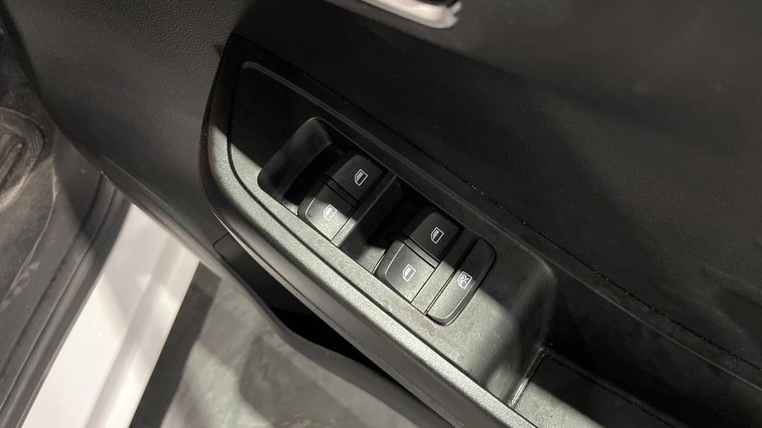 2023 MG Mg3 Auto Core, Automatic, 28329 km, Drivers Side Door Panel Controls