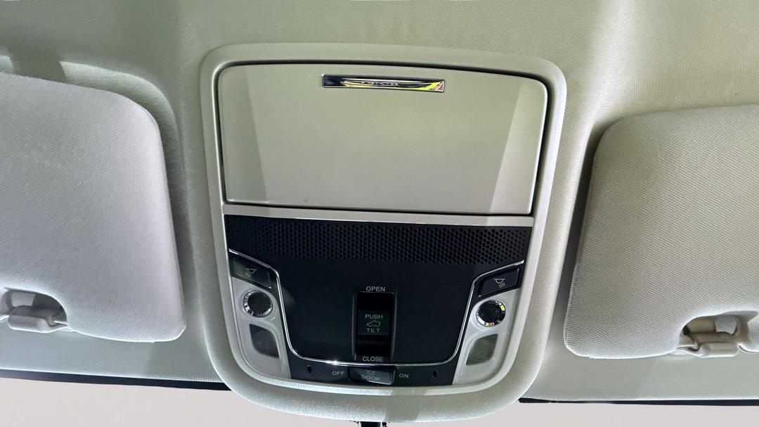 2017 Honda Odyssey Vti-l, Automatic, 106010 km, On-Roof Controls/Sunglass holder