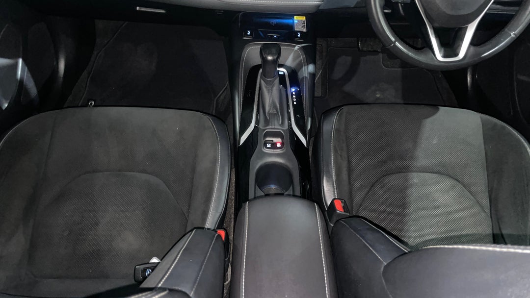 2020 Toyota Corolla Zr Hybrid, Automatic, 81999 km, Center Console
