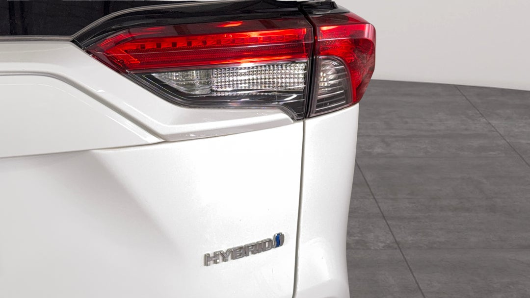 Badge (Boot Right Side)