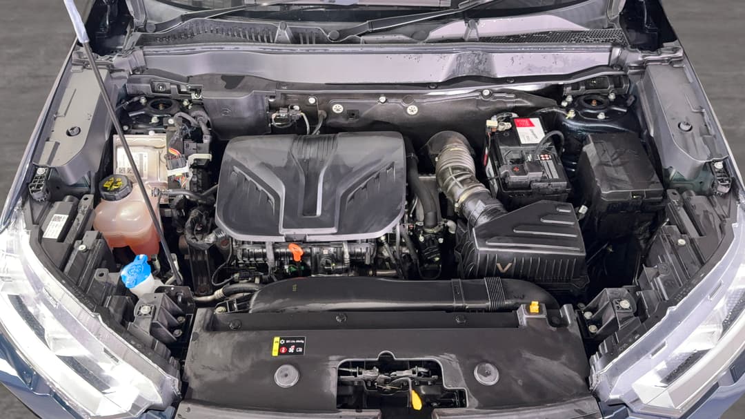 Open Bonnet (Engine)