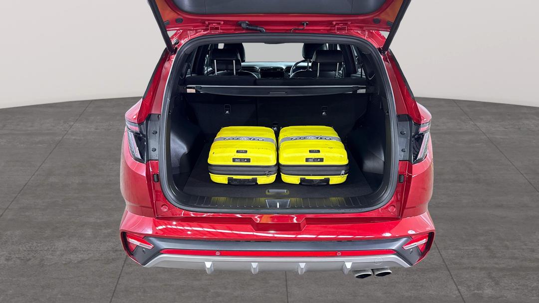 2023 Hyundai Tucson Highlander N Line (AWD), Automatic, 20400 km, Boot Inside View with Luggage