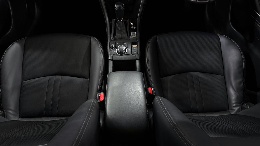 2019 Mazda CX-3 S Touring (AWD), Automatic, 96504 km, Center Console