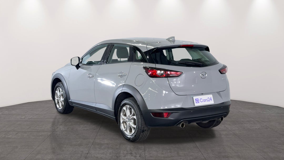 Left Back Diagonal (45- Degree) View