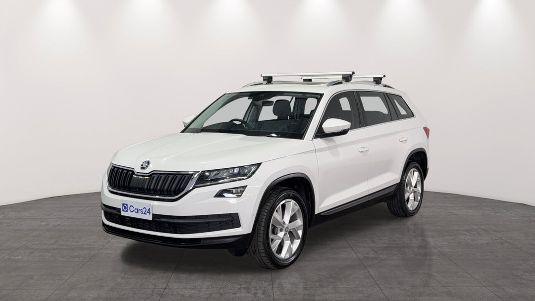 Left Front Diagonal (45- Degree) View