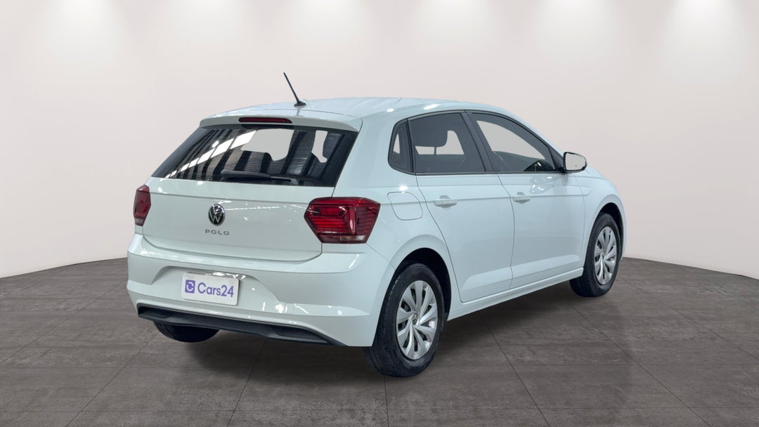 Right Back Diagonal (45- Degree) View