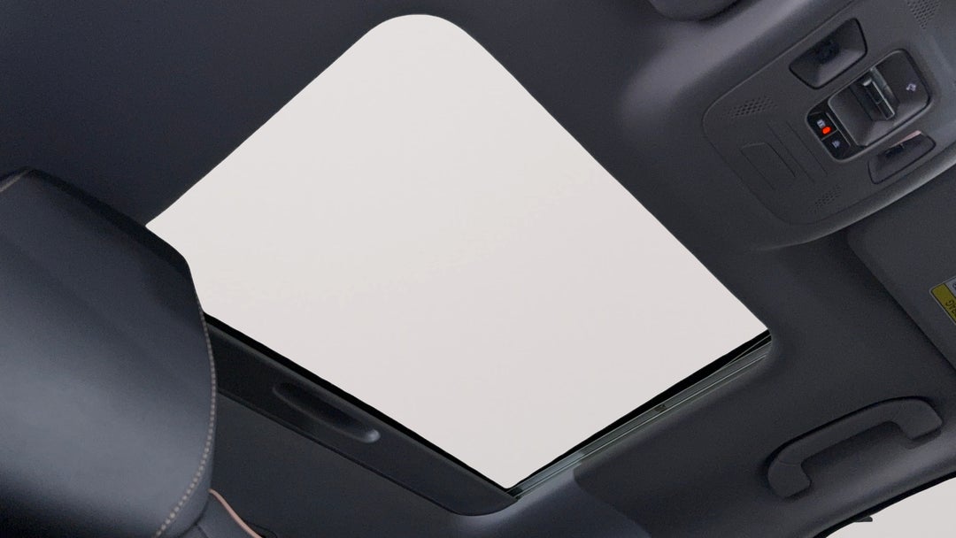 Interior Sunroof/Moonroof