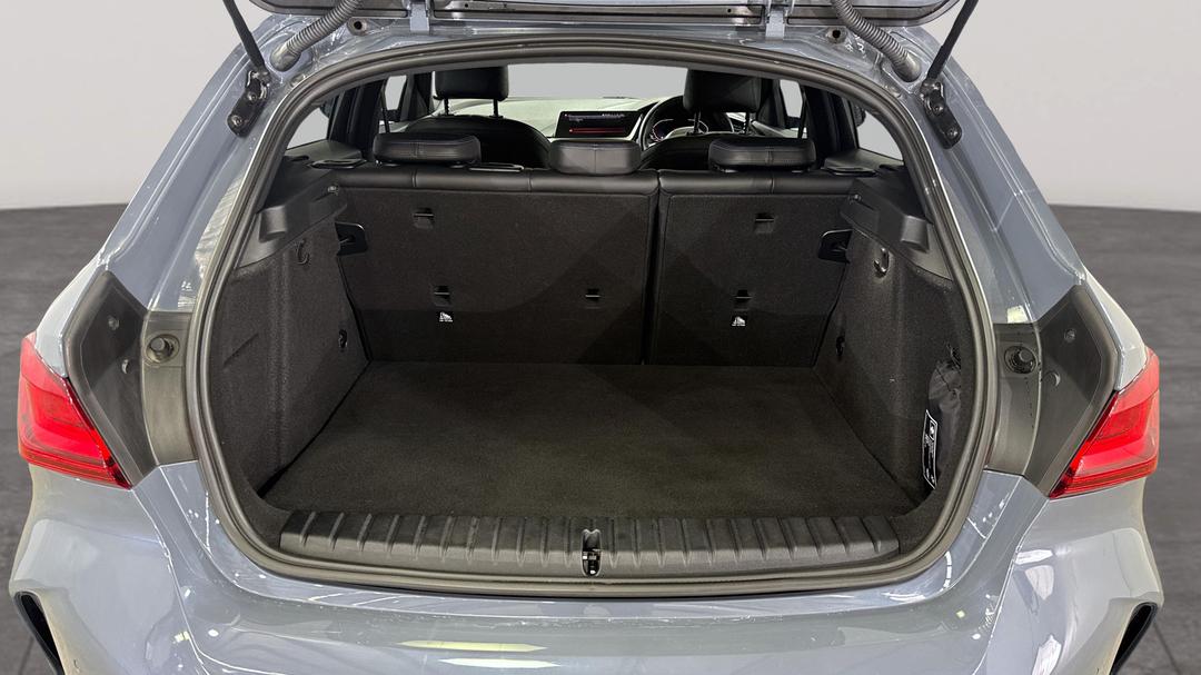 2020 BMW 1 18i M Sport, Automatic, 33680 km, Boot Inside View
