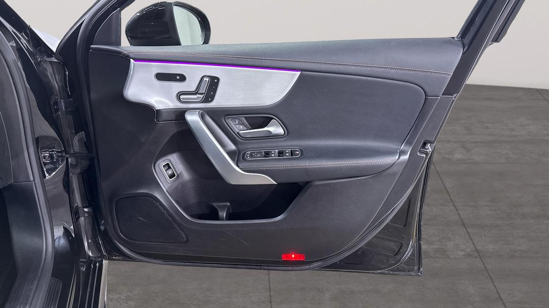 2019 Mercedes-benz A200 A200, Automatic, 43519 km, Speaker View