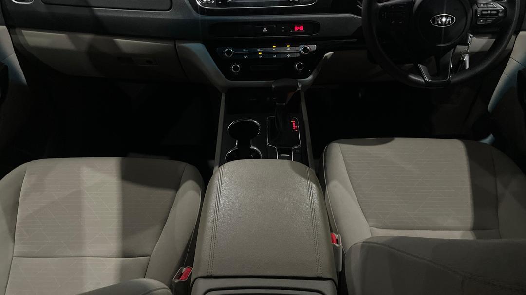 2020 Kia Carnival S, Automatic, 91871 km, Center Console