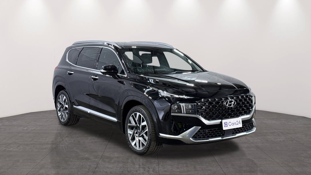 2022 Hyundai Santa Fe Highlander Crdi (AWD), Automatic, 58187 km, Right Front Diagonal (45- Degree) View