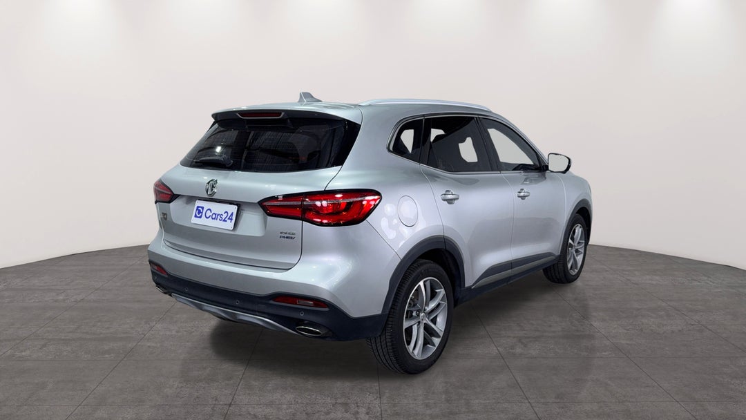 Right Back Diagonal (45- Degree) View