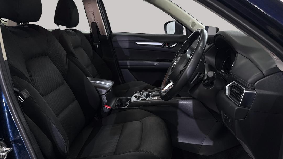2023 Mazda CX-5 G25 Maxx Sport (FWD), Automatic, 48672 km, Right Side Front Door Cabin View