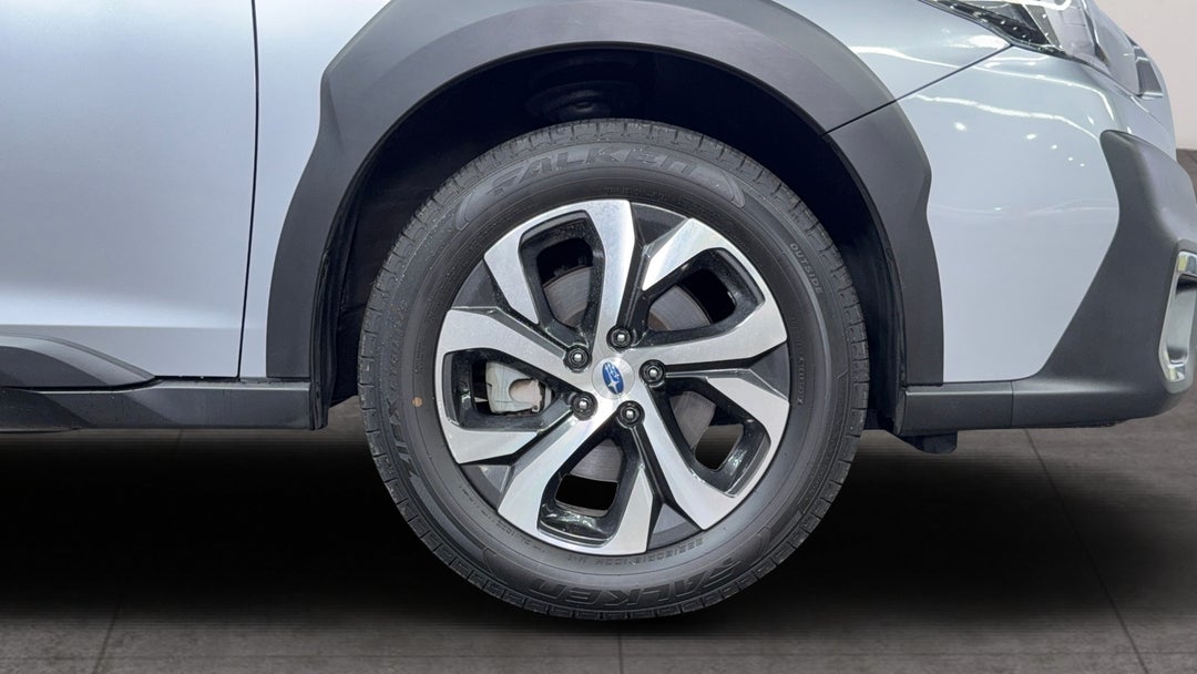 2021 Subaru Outback AWD Touring, Automatic, 91597 km, Right Front Wheel