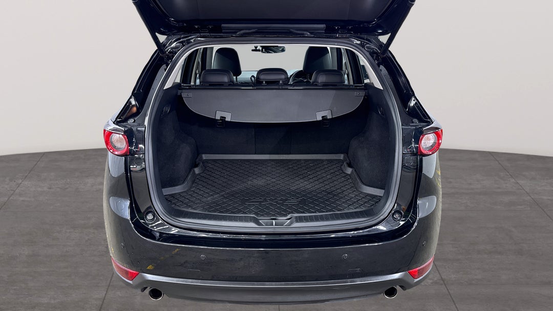 2017 Mazda CX-5 Gt (4x4), Automatic, 104839 km, Boot Inside View