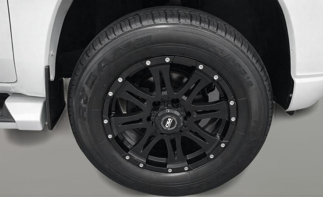 2021 Mitsubishi Triton Glx+ (4x4), Automatic, 65481 km, Right Front Wheel