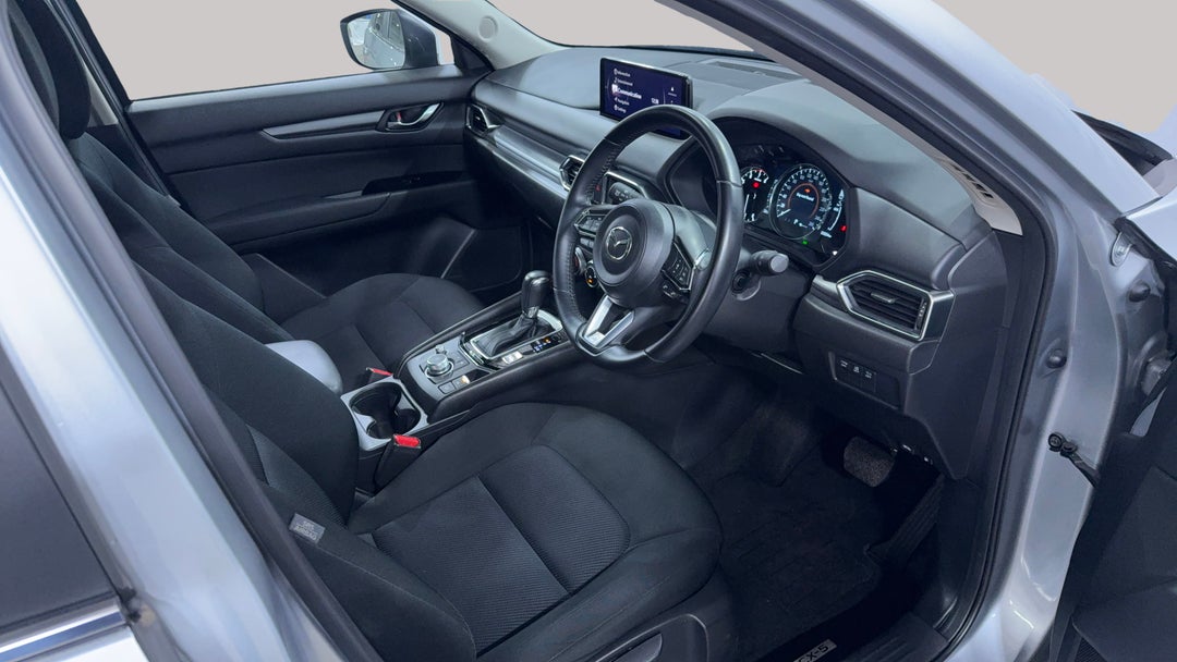 2023 Mazda CX-5 G20 Maxx (fwd), Automatic, 32324 km, Right Side Front Door Cabin View