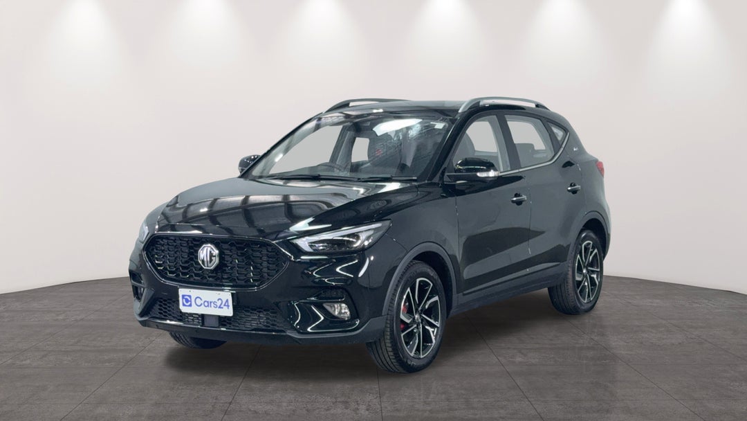 Left Front Diagonal (45- Degree) View