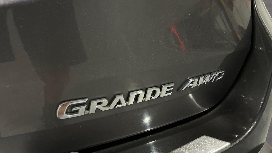 2016 Toyota Kluger Grande (4x4), Automatic, 104656 km, Badge (Boot Right Side)