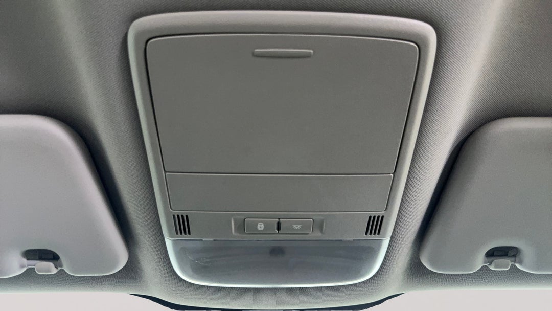 On-Roof Controls/Sunglass holder