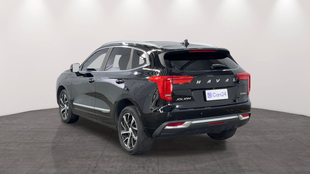 Left Back Diagonal (45- Degree) View