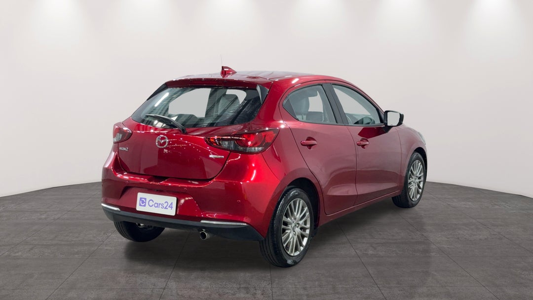 Right Back Diagonal (45- Degree) View