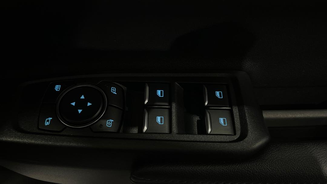2024 Ford Everest Sport (RWD), Automatic, 6989 km, Drivers Side Door Panel Controls