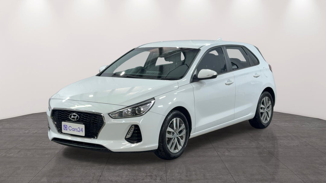 Left Front Diagonal (45- Degree) View